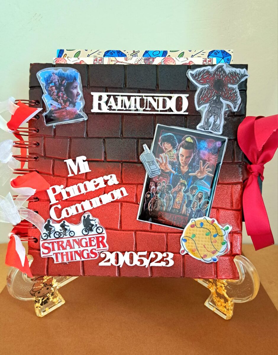 WhatsApp Image 2023-09-14 at 20.40.25 Libro de firmas "Stranger Things" - Imagen 1